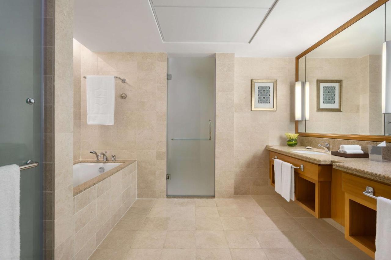 Shangri-la Barr Al Jissah,